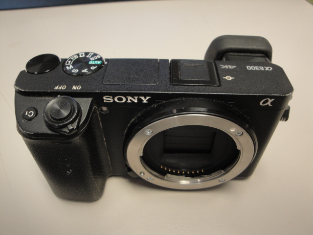 Sony DSLR-A6300 - USED Sony DSLR-A6300 - USED