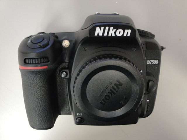 Nikon D7500 body - USED