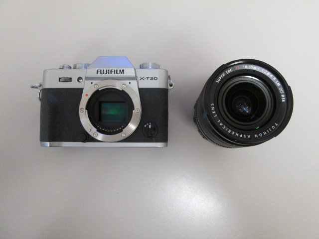 Fuji X-T20 & 18-55mm