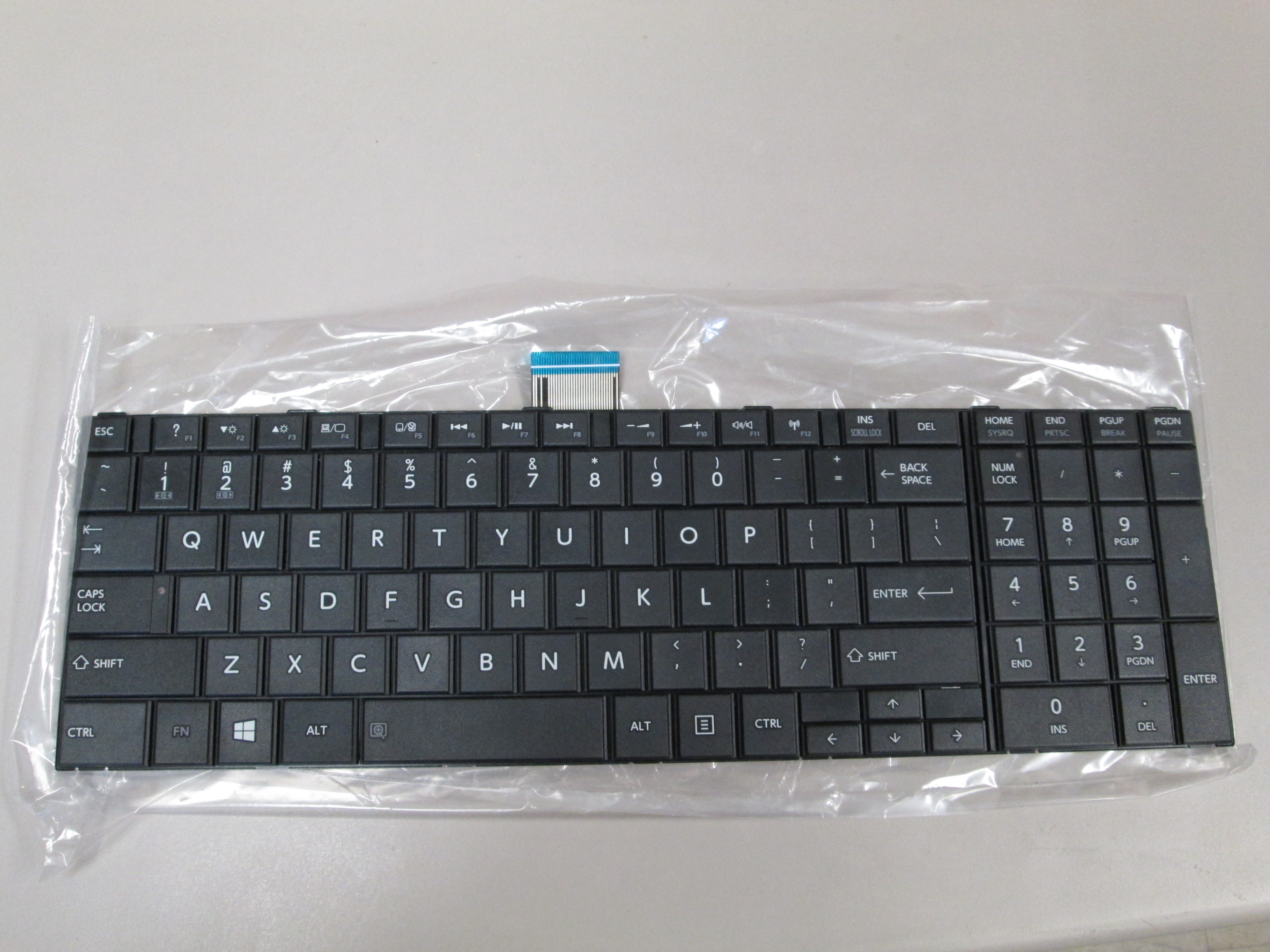 Keyboard For Toshiba Satellite C55D C55-D - Click Image to Close